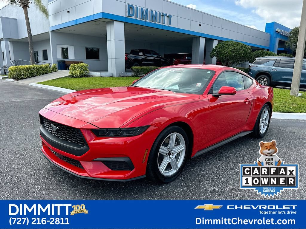 Used 2026 Ford Mustang Premium RWD image 1