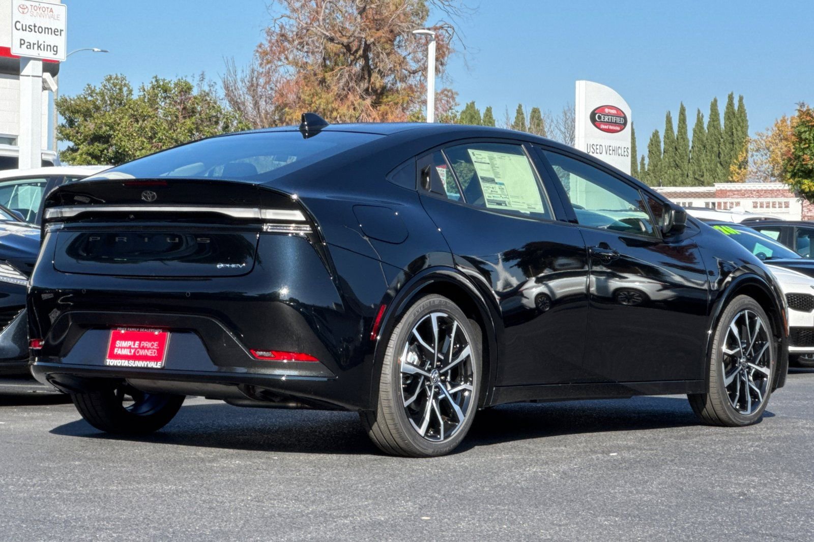 New 2026 Toyota Prius Plug-In Hybrid image 3