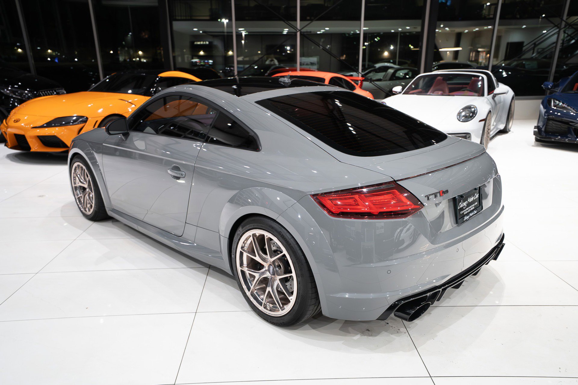 Used 2018 Audi TT RS w/ Technology Package image 2