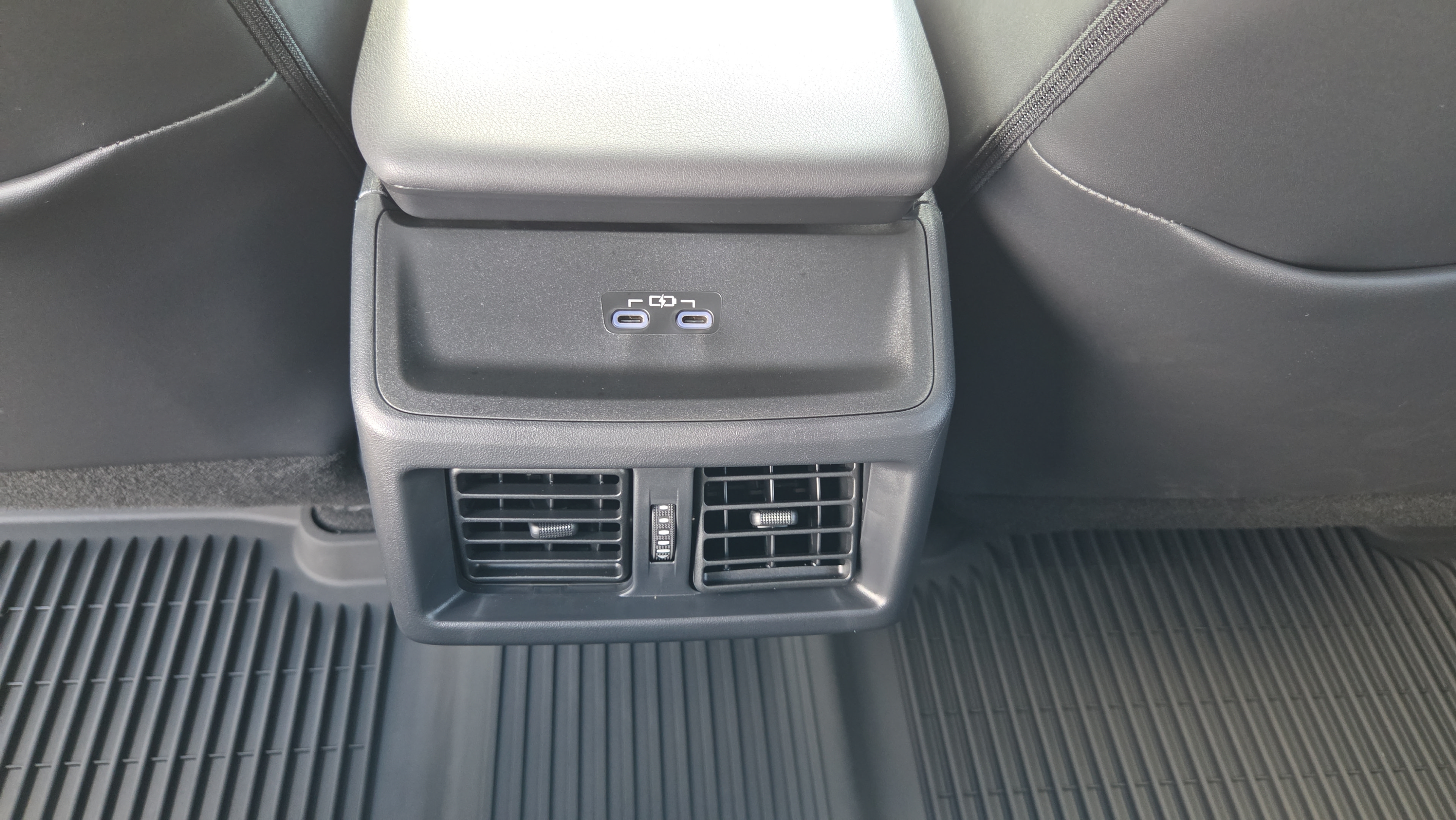 Certified 2026 Toyota bZ AWD/4WD image 14