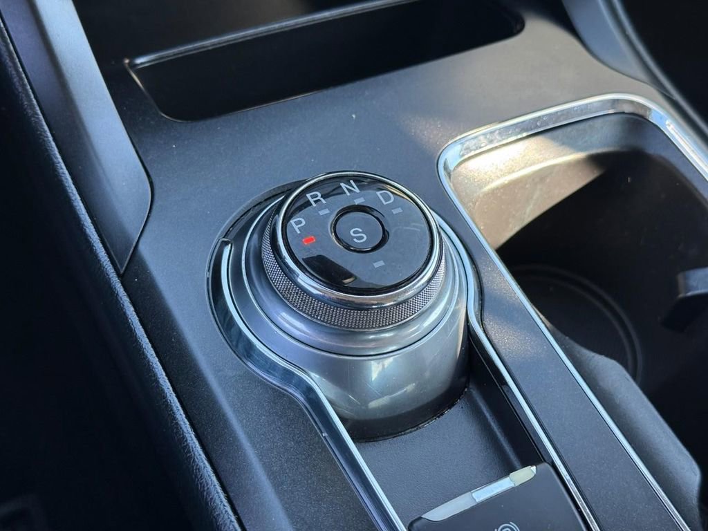 Used 2019 Ford Fusion SE w/ Equipment Group 151A image 23