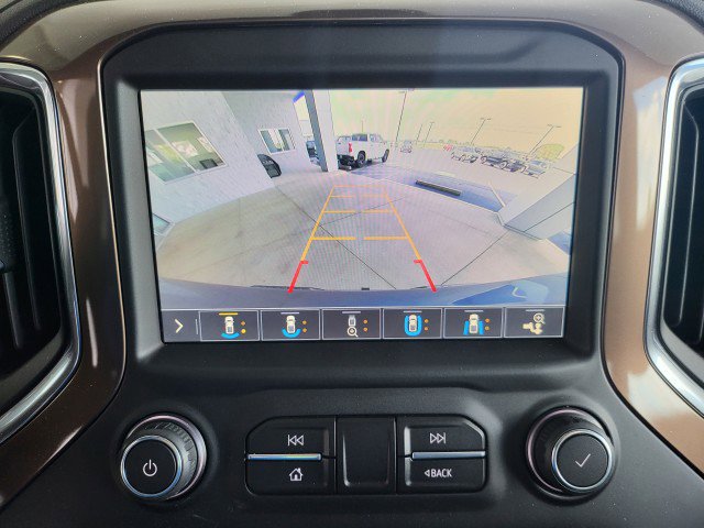 Used 2019 Chevrolet Silverado 1500 High Country w/ Technology Package image 8