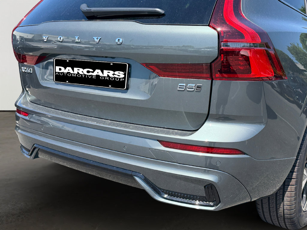 Certified 2026 Volvo XC60 B5 Core AWD/4WD image 8