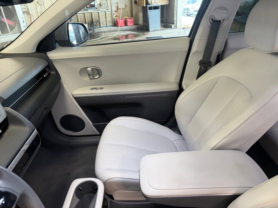 Used 2022 Hyundai Ioniq 5 SEL AWD/4WD image 32