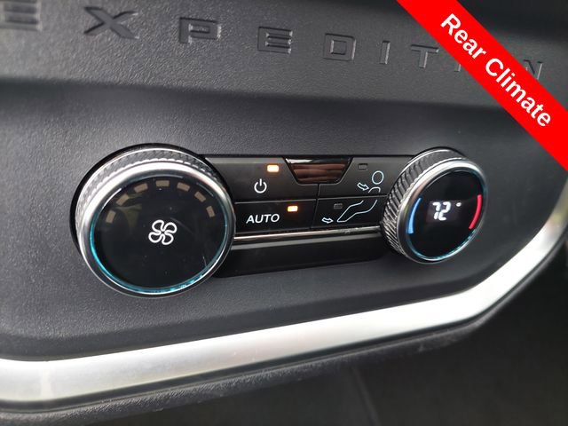 Used 2025 Ford Expedition Max Active AWD/4WD image 29