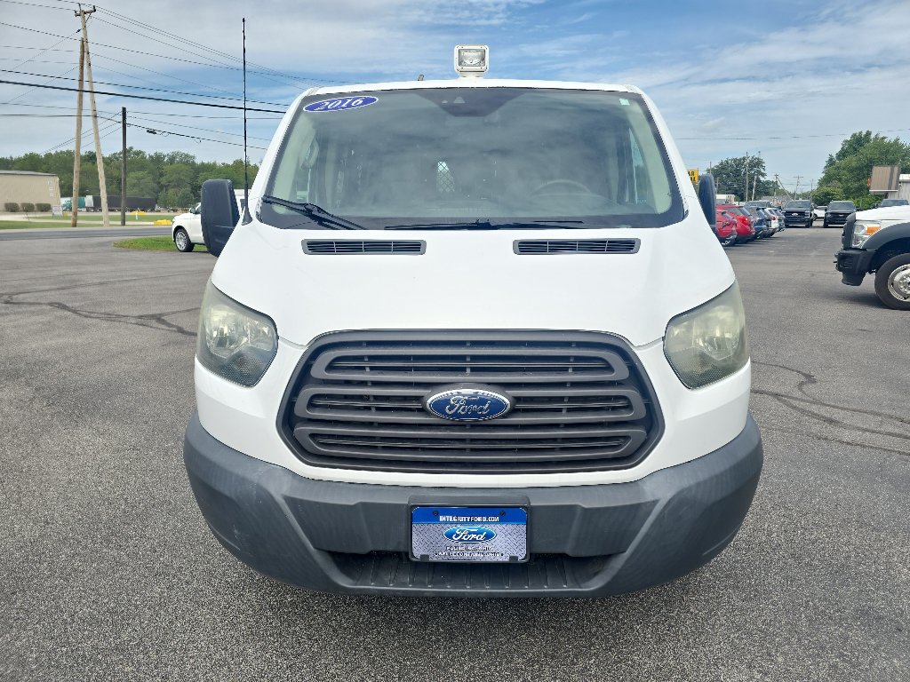 Used 2016 Ford Transit 250 130 Low Roof RWD image 3