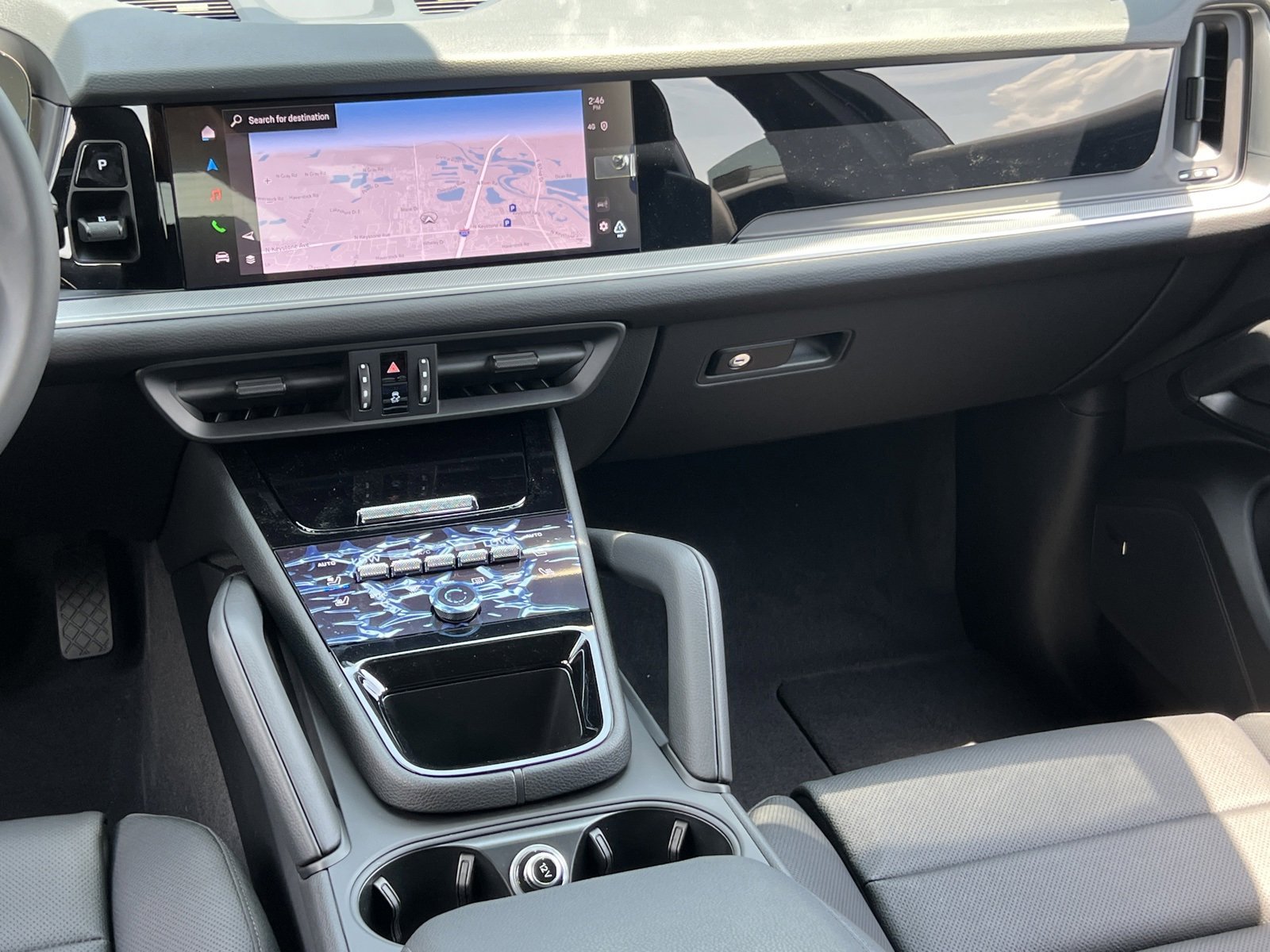 New 2025 Porsche Cayenne image 29