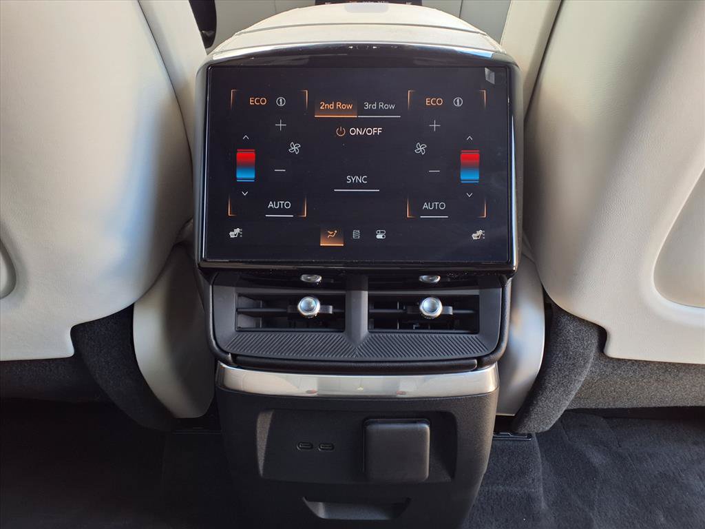 Certified 2026 Cadillac Vistiq Sport AWD/4WD image 14