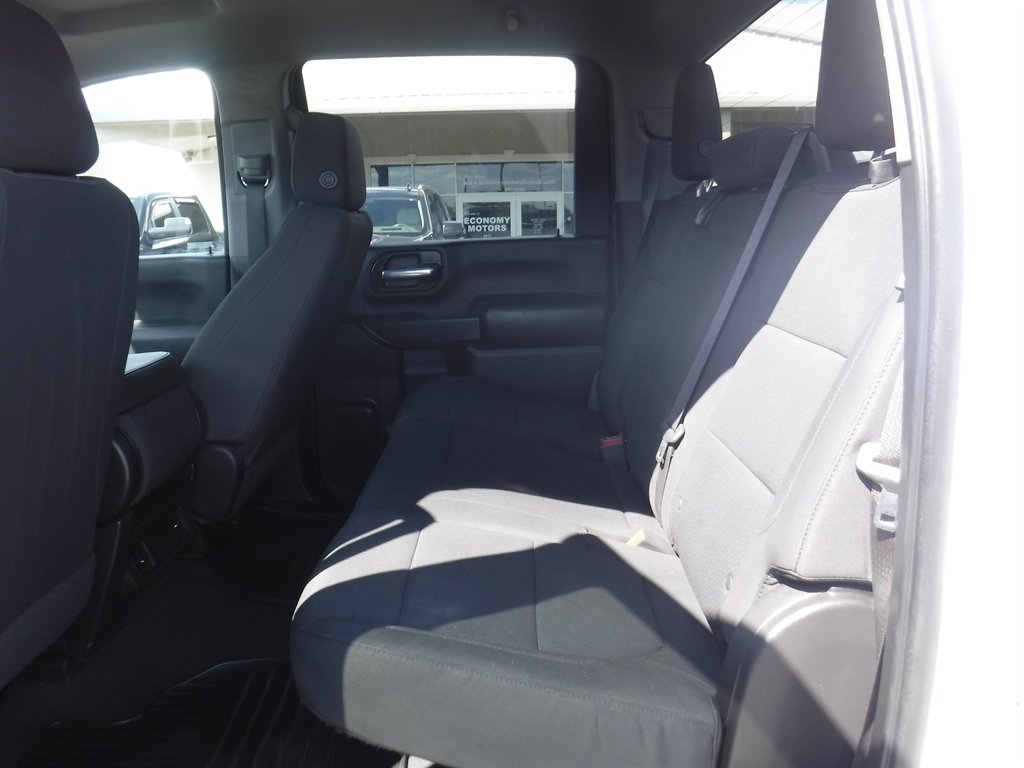 Used 2023 Chevrolet Silverado 2500 Custom w/ Custom Convenience Package image 10