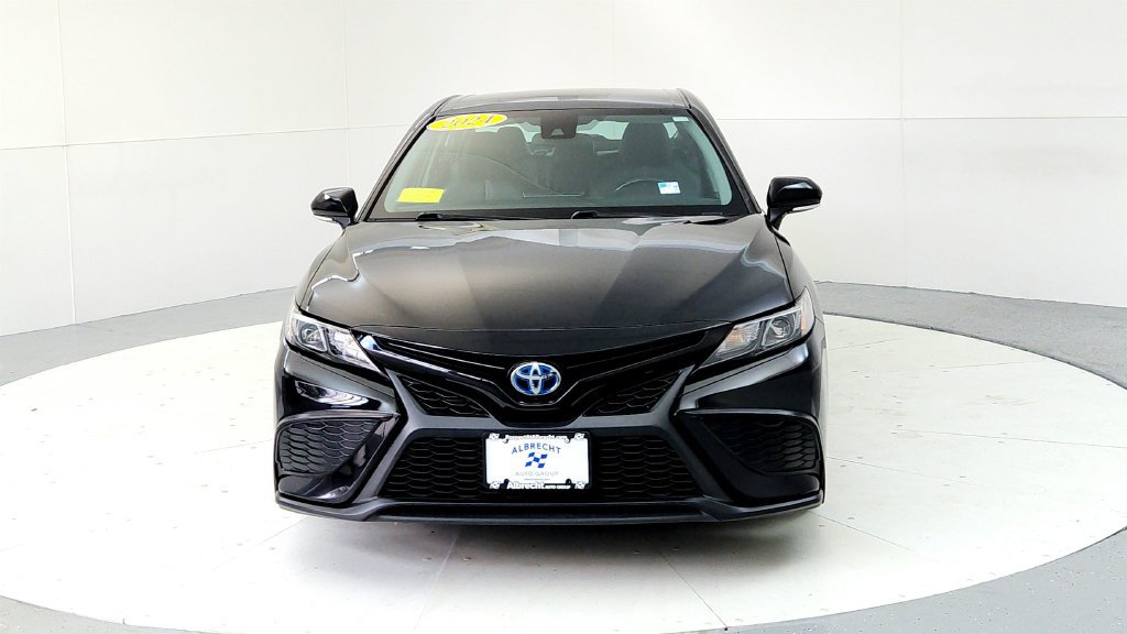 Certified 2024 Toyota Camry SE FWD image 8
