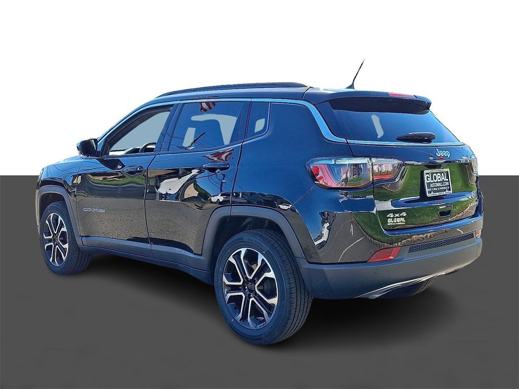 Used 2023 Jeep Compass Limited image 5