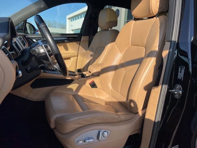 Used 2016 Porsche Macan S image 28
