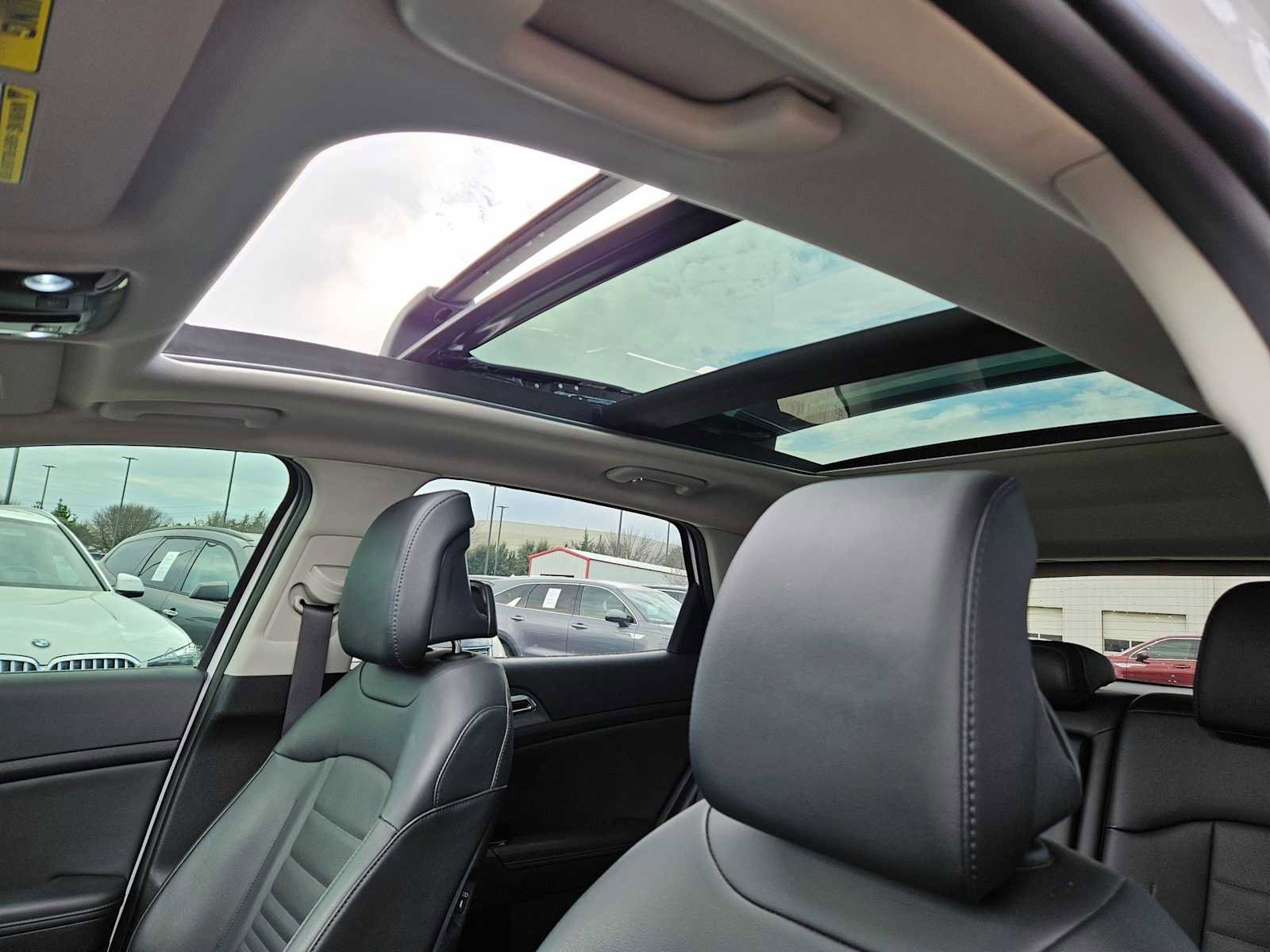 Certified 2024 Kia Sportage SX image 17