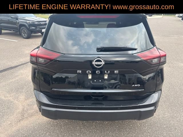 Used 2024 Nissan Rogue S AWD/4WD image 8