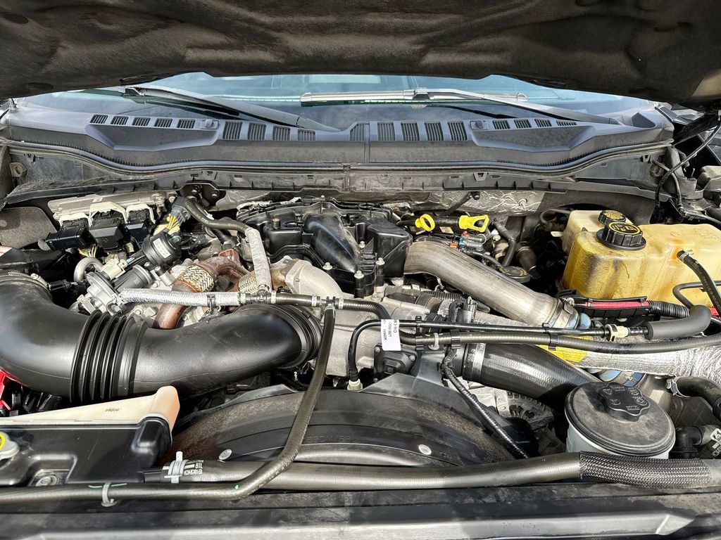 Used 2017 Ford F350 Lariat w/ Tow Technology Bundle image 25