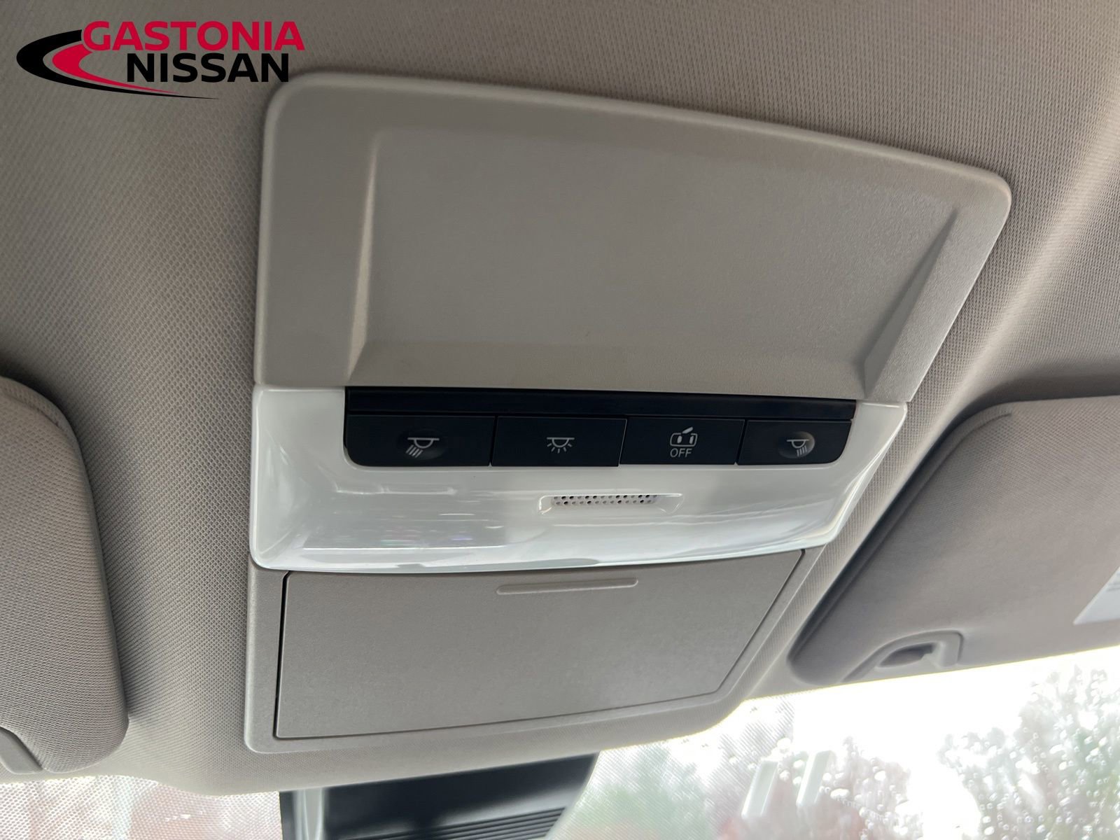 Used 2024 Nissan Altima 2.5 SV image 39