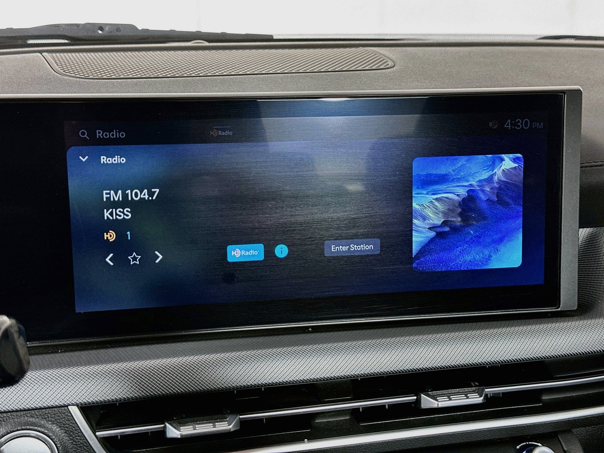 Used 2025 Hyundai Sonata SEL FWD image 21