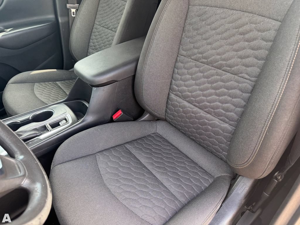 Used 2019 Chevrolet Equinox LT FWD image 13