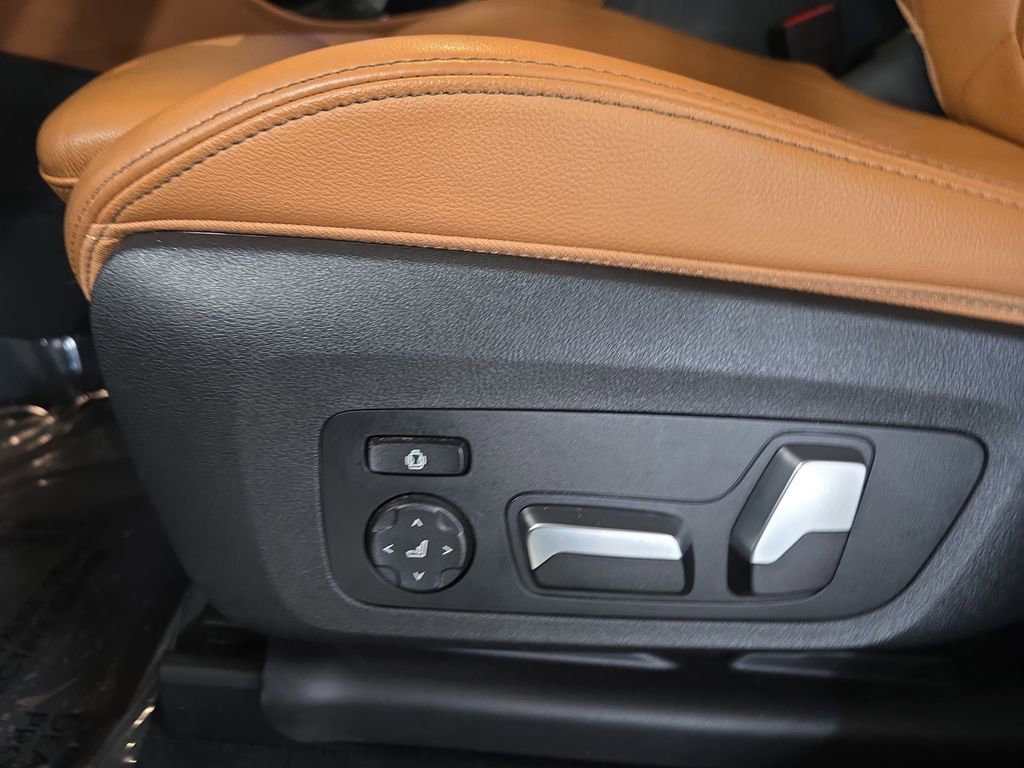 Used 2020 BMW X4 xDrive30i w/ Premium Package AWD/4WD image 25
