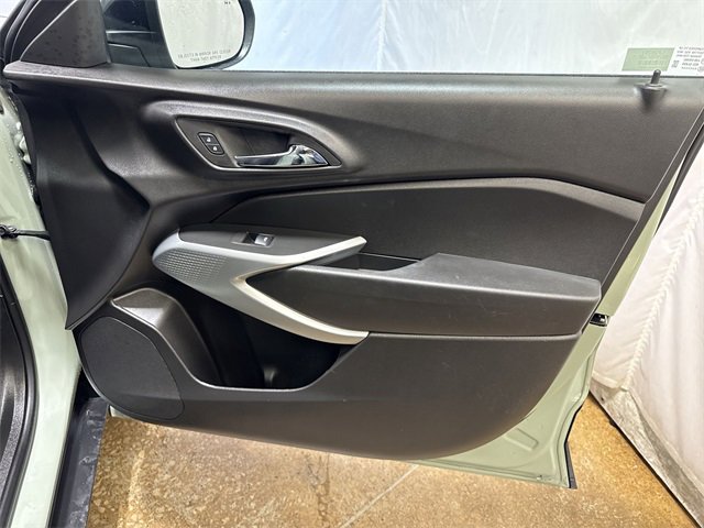 Certified 2024 Chevrolet Trax RS w/ Driver Confidence Package image 24