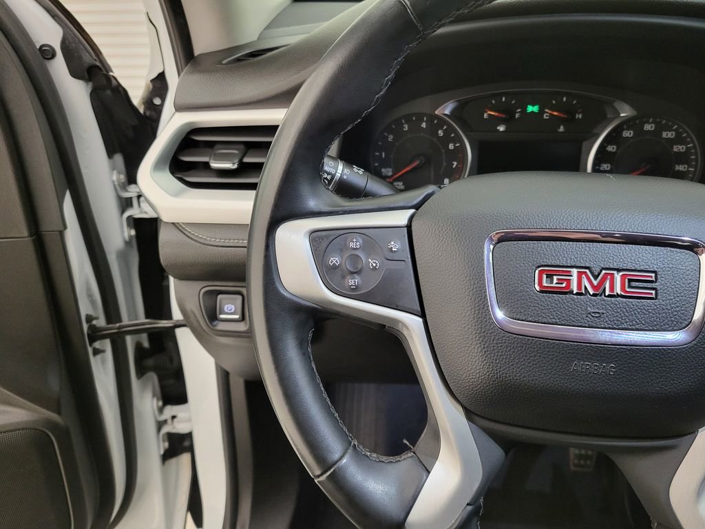 Certified 2023 GMC Acadia SLT image 6