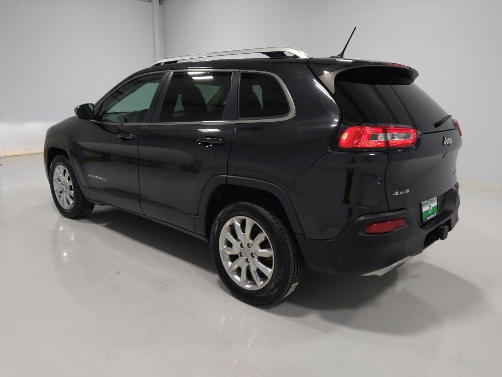 Used 2015 Jeep Cherokee Limited w/ Luxury Group image 5