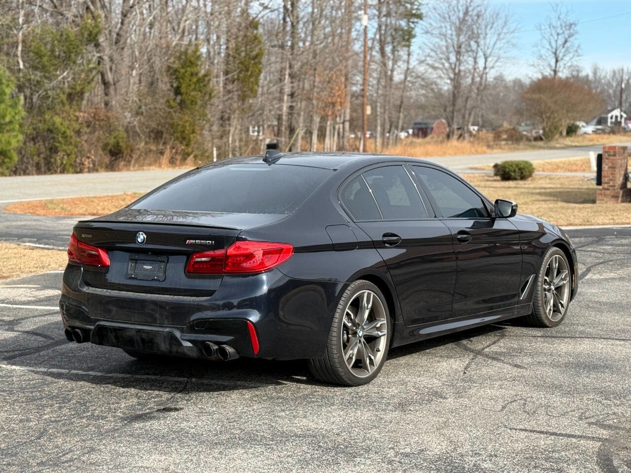 Used 2019 BMW M550i xDrive image 4