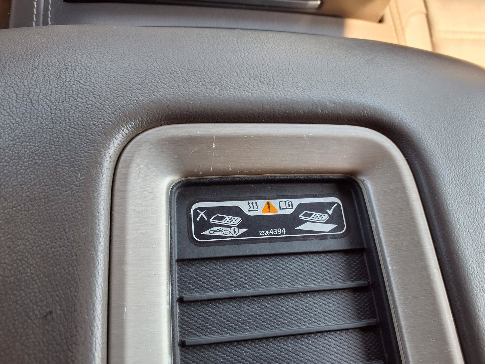 Used 2019 GMC Yukon XL Denali AWD/4WD image 14