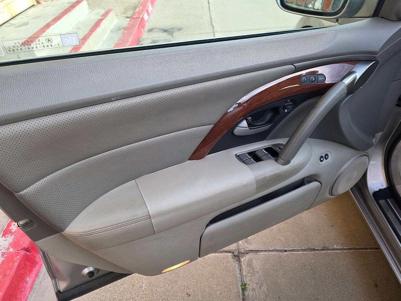 Used 2007 Acura RL AWD/4WD image 9