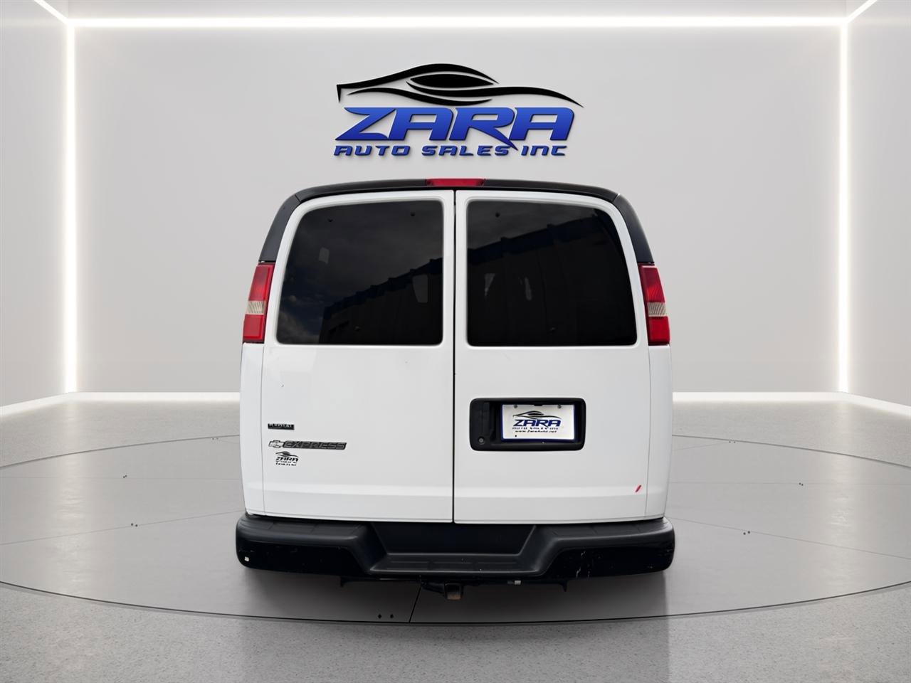 Used 2012 Chevrolet Express 2500 LS RWD image 5