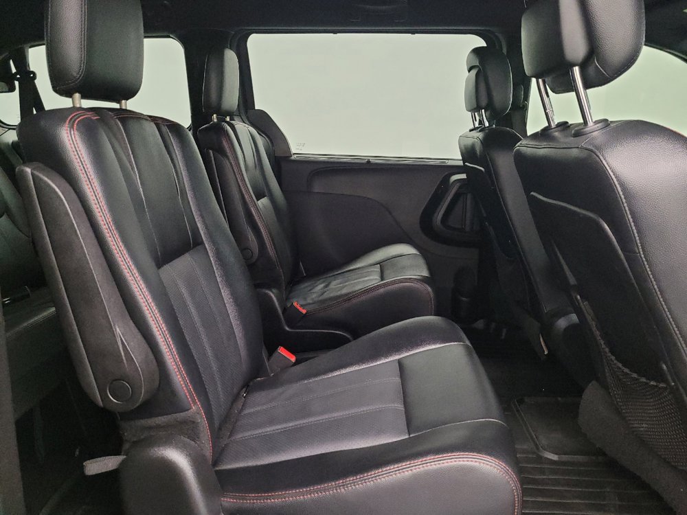 Used 2019 Dodge Grand Caravan GT FWD image 19