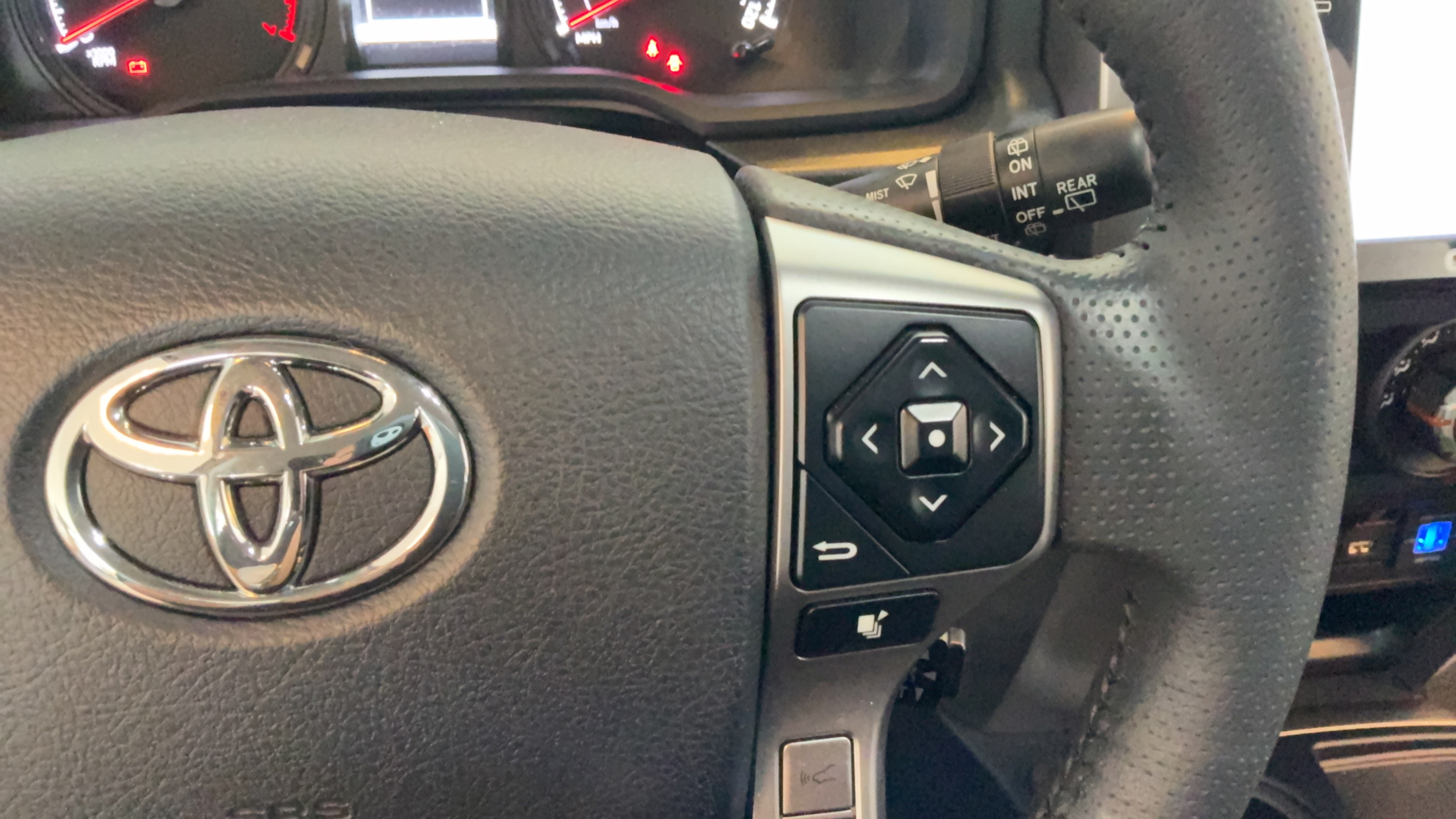 Certified 2024 Toyota 4Runner SR5 RWD image 18