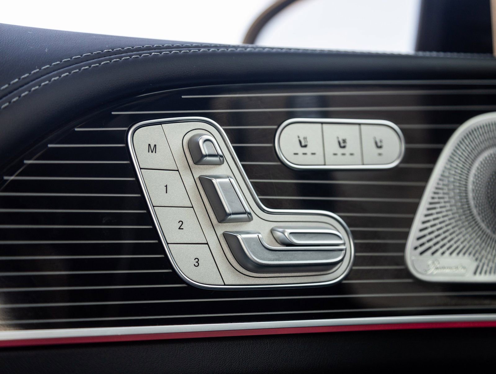 Used 2025 Mercedes-Benz GLS 63 AMG 4MATIC image 20