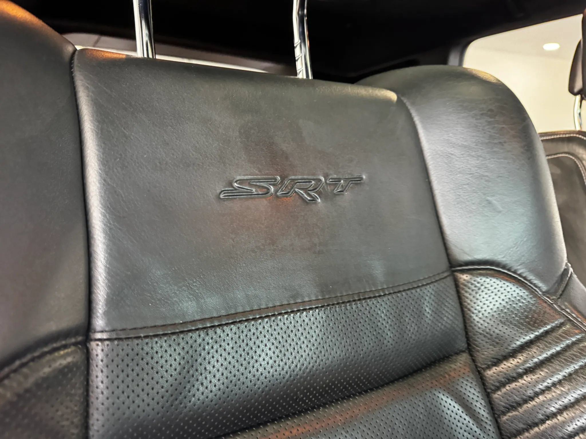 Used 2018 Jeep Grand Cherokee SRT AWD/4WD image 15
