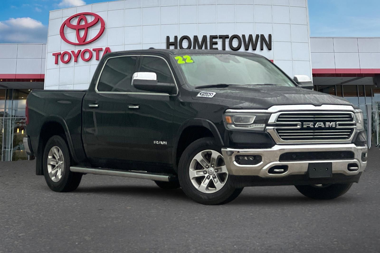 Used 2022 RAM 1500 Laramie image 2