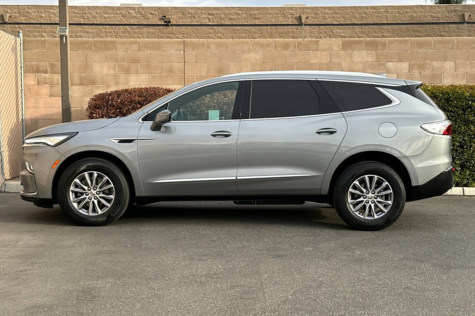 Certified 2024 Buick Enclave Essence FWD image 7