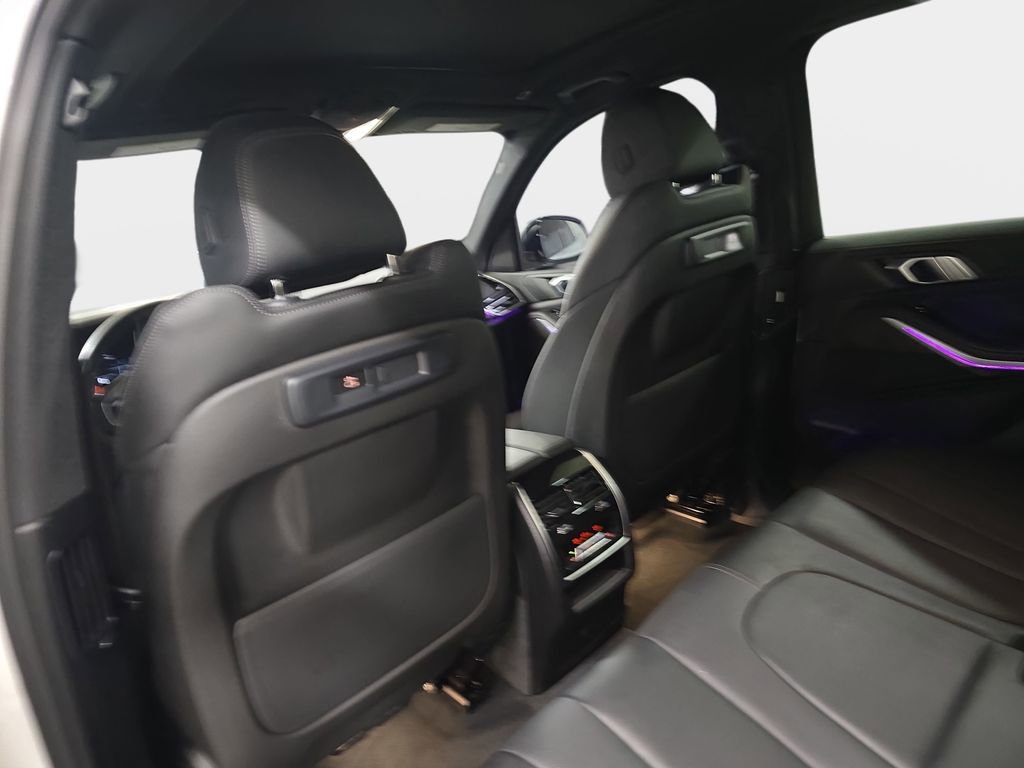 Certified 2022 BMW X5 sDrive40i w/ Parking Assistance Package image 16