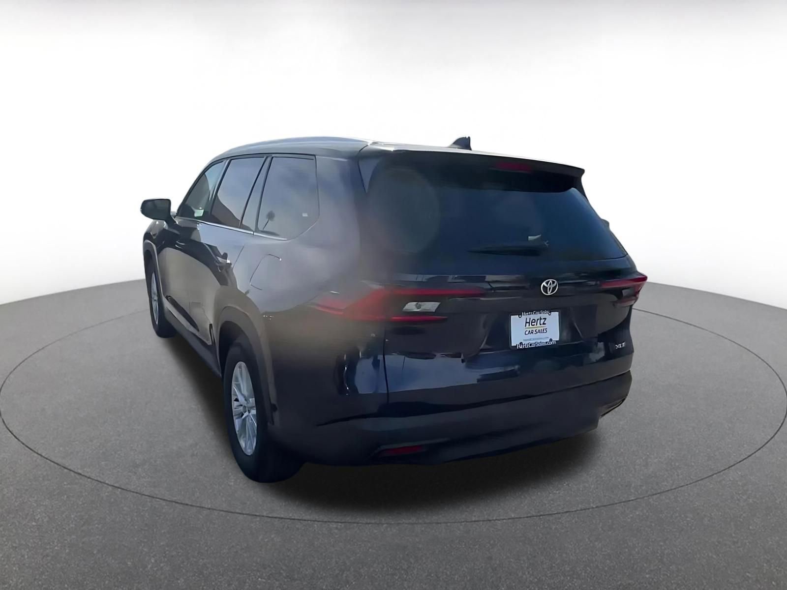 Used 2025 Toyota Grand Highlander FWD image 11