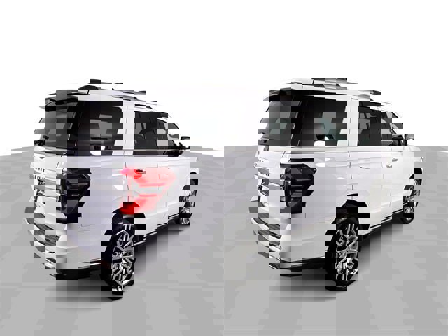 Used 2024 Ford Expedition Limited image 8