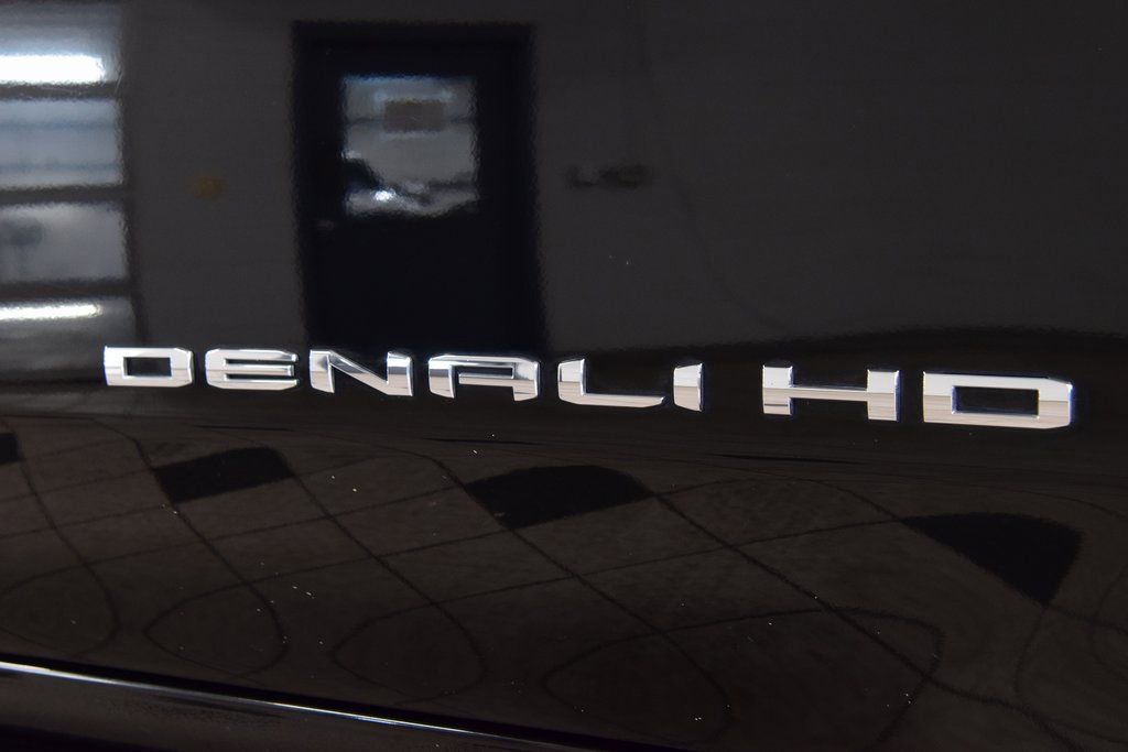 Used 2022 GMC Sierra 3500 Denali w/ Denali Ultimate Package image 15