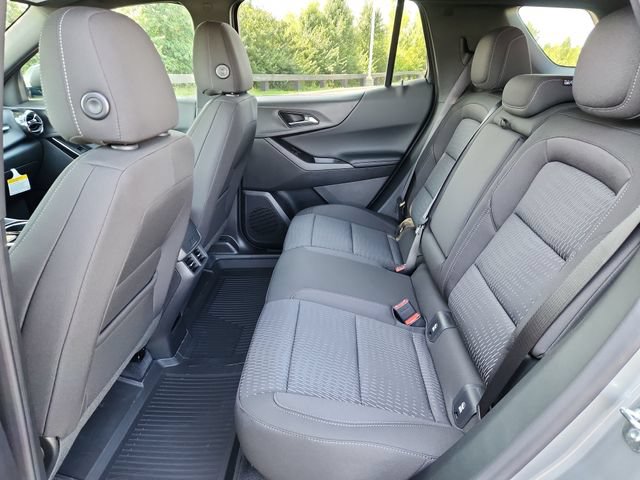 New 2027 Chevrolet Equinox LT w/ LPO, Floor Liner Package FWD image 15