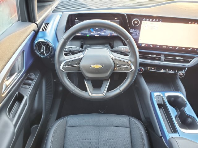 Certified 2024 Chevrolet Equinox EV LT FWD image 17