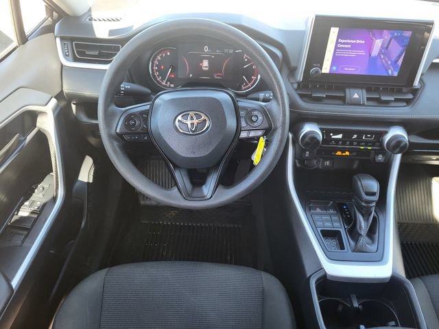 Used 2023 Toyota RAV4 LE AWD/4WD image 25