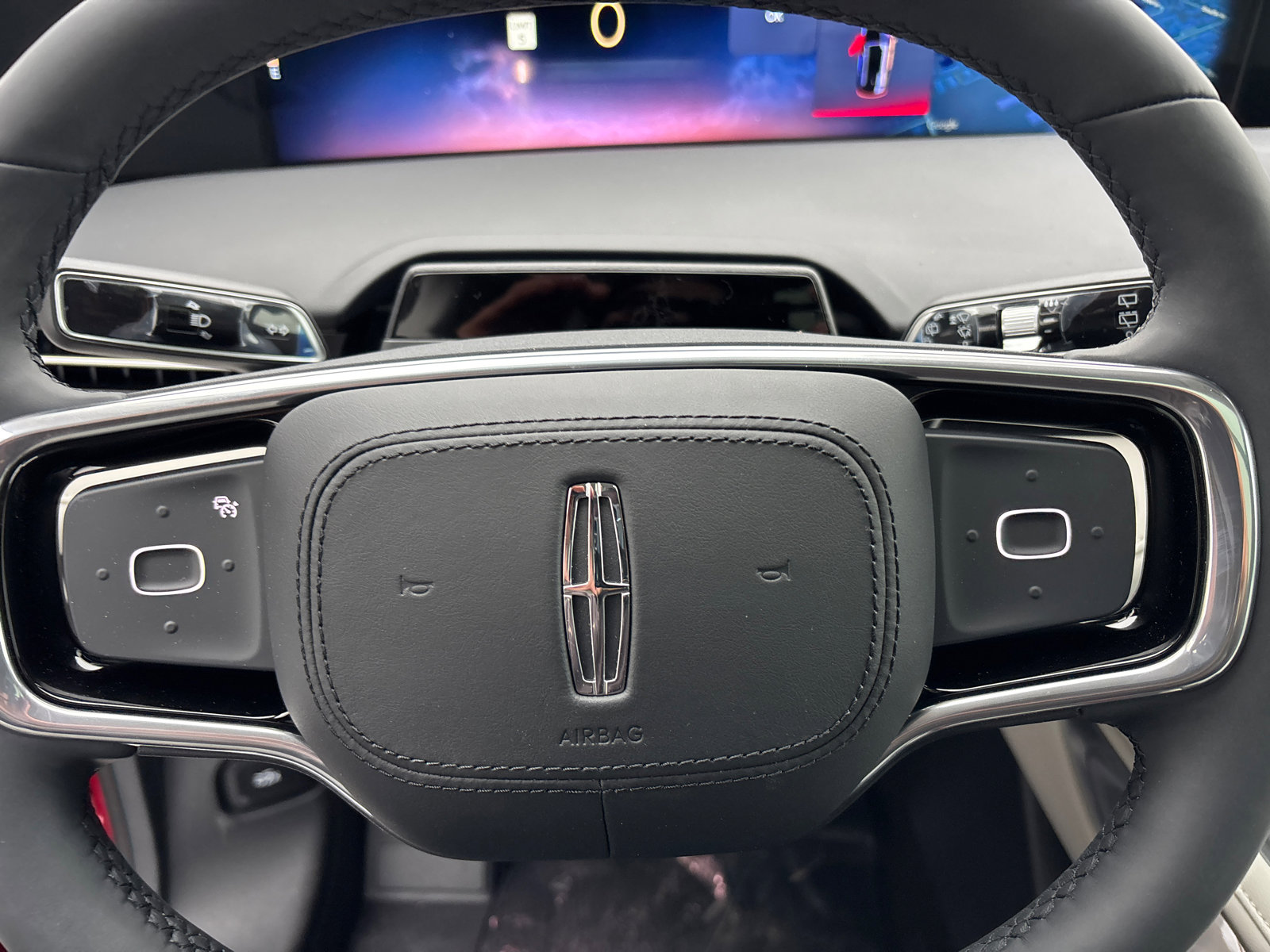 New 2026 Lincoln Nautilus Reserve w/ Jet Appearance Package image 16