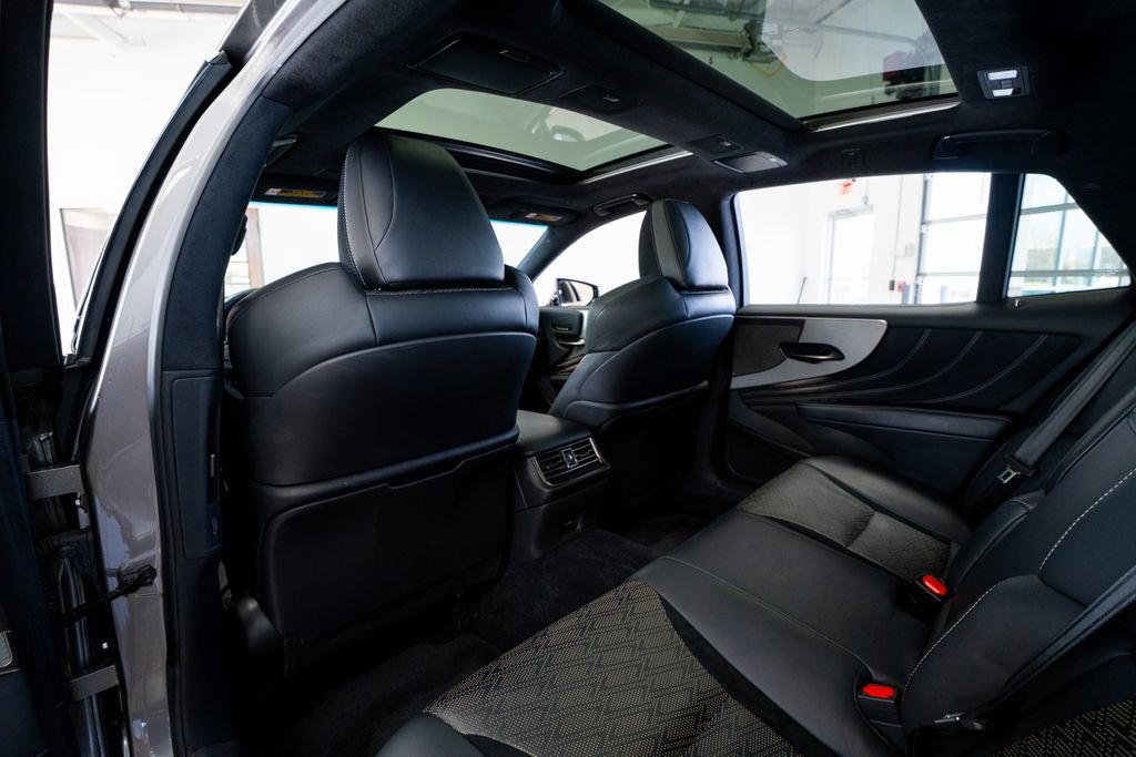 Used 2018 Lexus LS 500 F Sport w/ Accessory Package (Z2) image 51