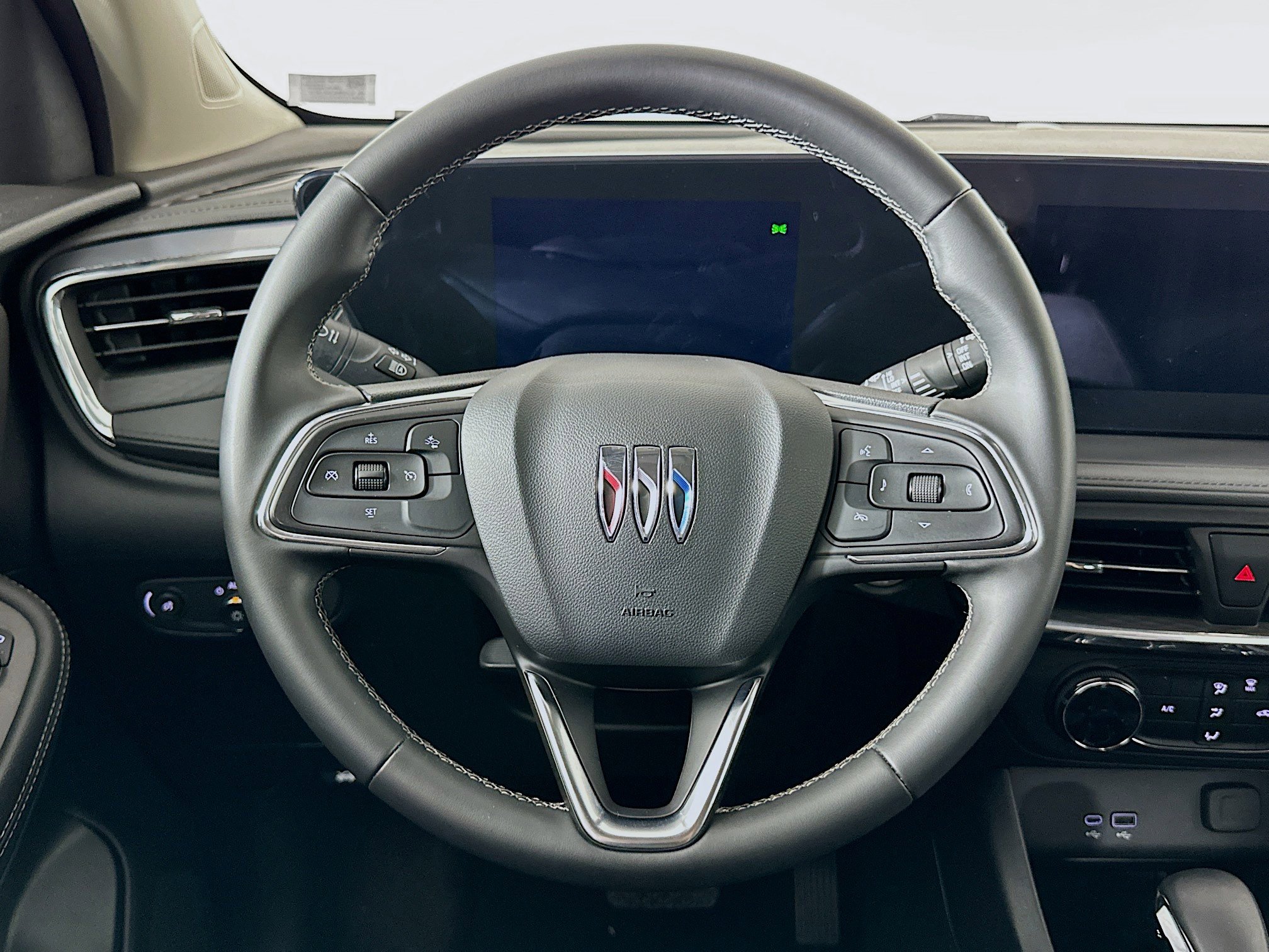 Used 2025 Buick Encore GX Preferred image 18