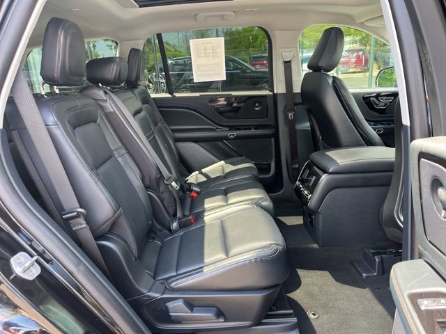 Used 2026 Lincoln Aviator Reserve AWD/4WD image 17