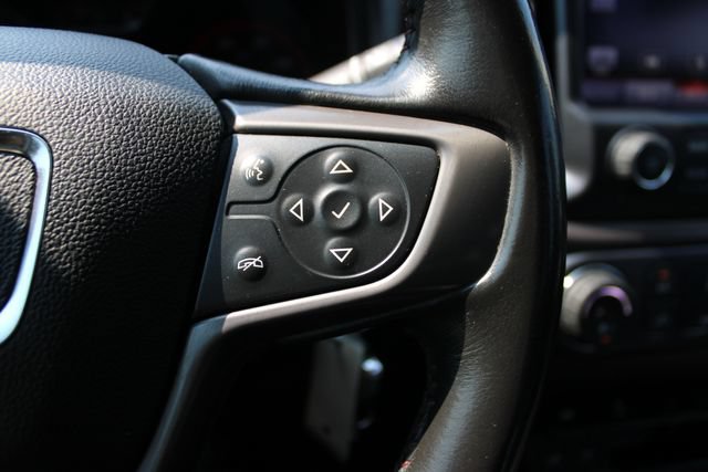 Used 2015 GMC Canyon SLE w/ All-Terrain Package AWD/4WD image 10