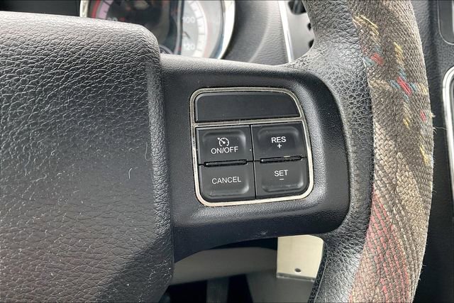 Used 2012 Dodge Grand Caravan SXT image 19