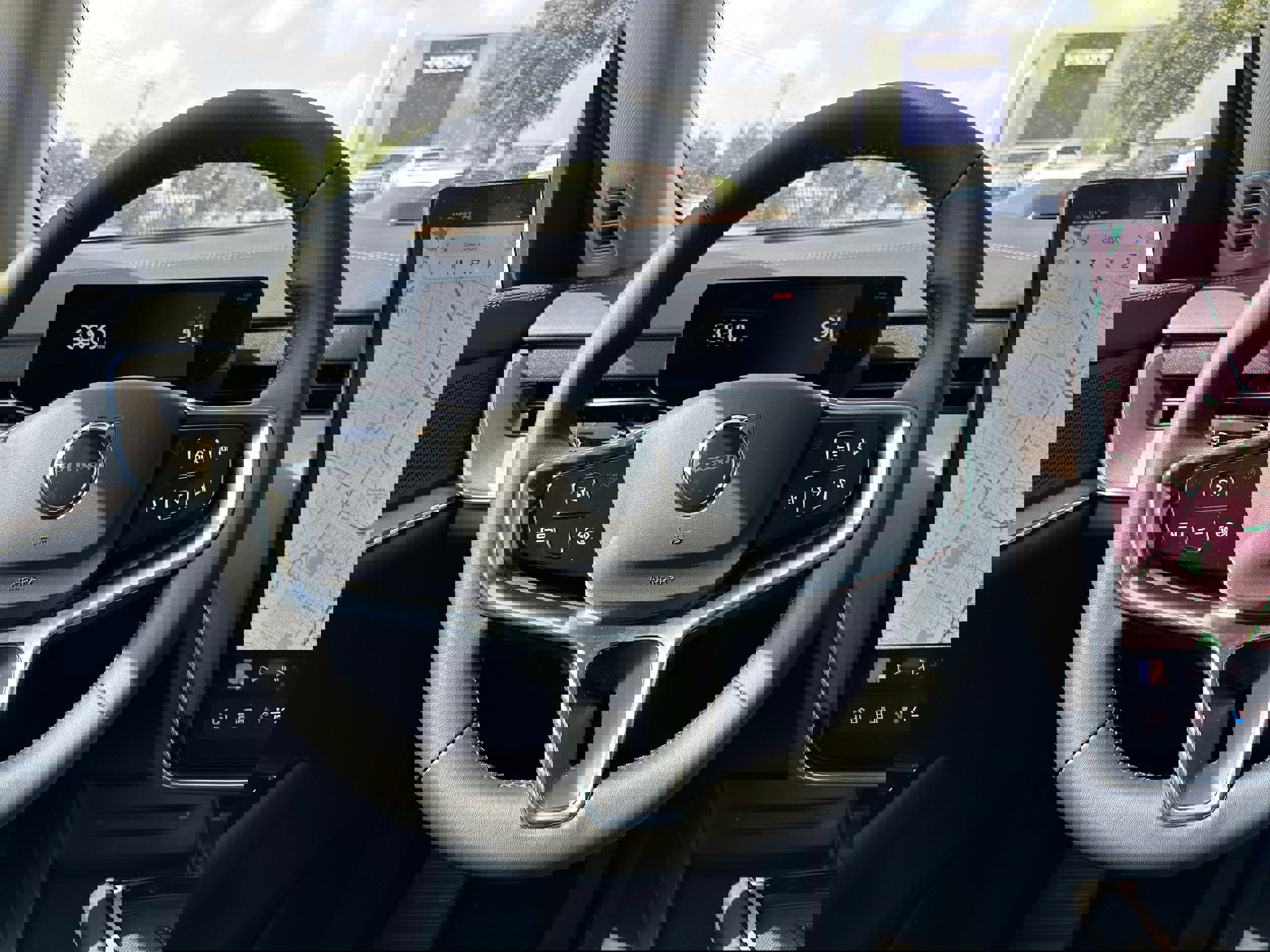 New 2025 Volvo EX90 Plus image 14